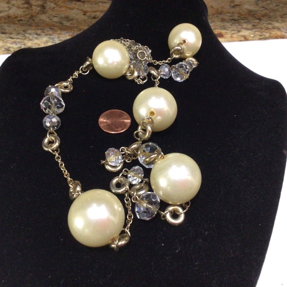 Vintage, big Pearl like beads with  glass crystal beads. Beautifuk shape. - Picture 4 of 6